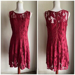 Elegant Lace Sleeveless Dress